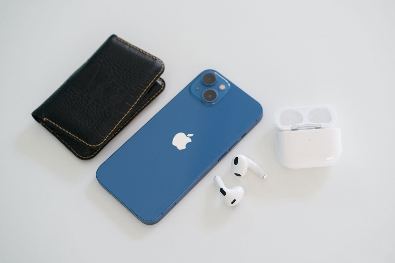 Best iPhone 13 Accessories You Should Have for 2022