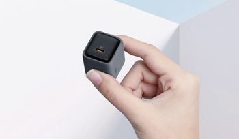 Power Bank AUKEY Spark Sling 10000mAh with Built-in USB-C Cable PB-Y47