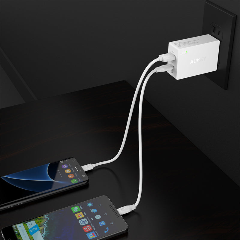 Aukey® Zwischenstecker mit Dual USB-Port, Steckdose mit Doppel-USB-Netzteil  (230 V) mit 3